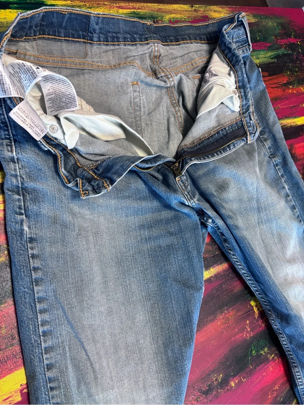 Levi's Men's Faded Blue Straight Jeans